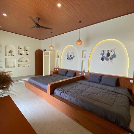 Azalea Room By The Anp Villas Cikundul Luaran gambar